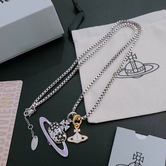 Vivienne Westwood necklace 11lyh45